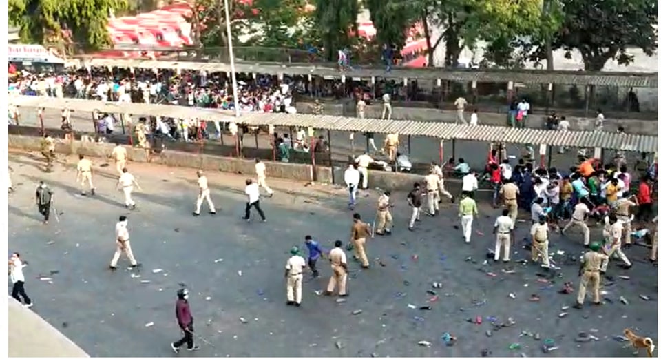 Hundreds reached Mumbai’s Bandra railway station to go home; lathicharged