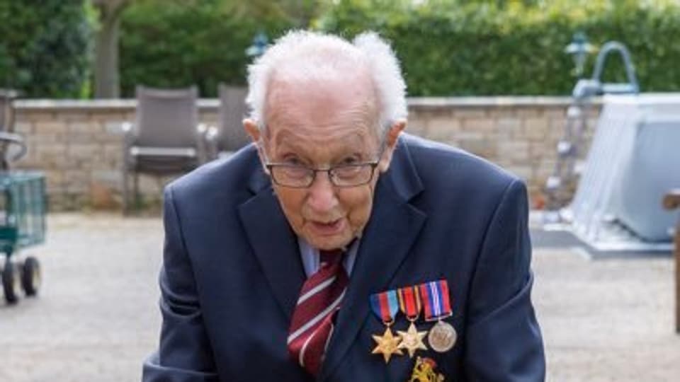 At 99, veteran of World War II in India raises £7 million | World News ...