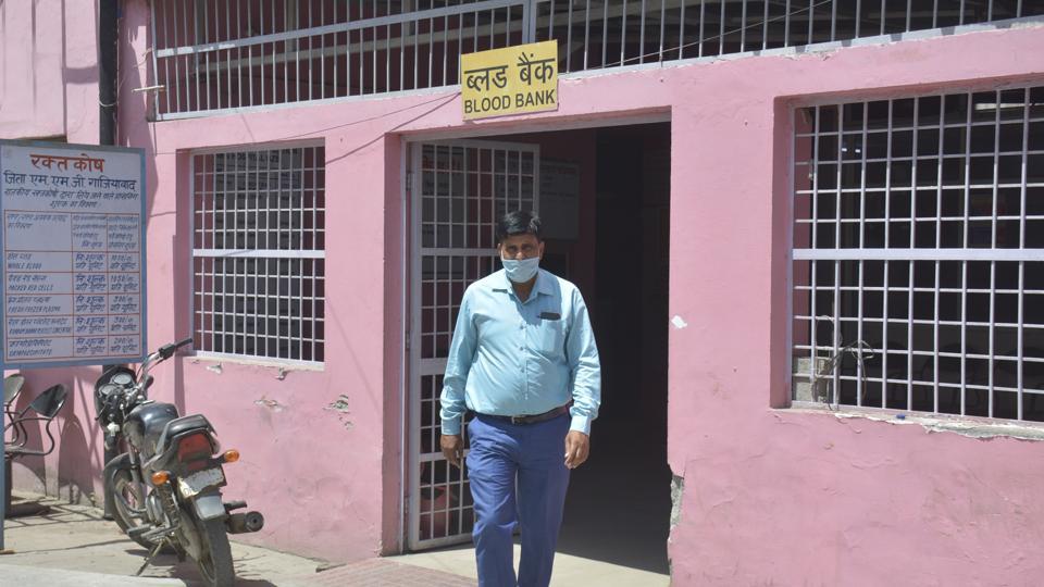 Ghaziabad’s government blood bank runs dry amid lockdown Hindustan Times