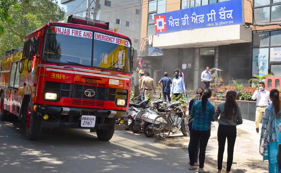 ATM cabin catches fire in Ludhiana; cash safe Hindustan Times