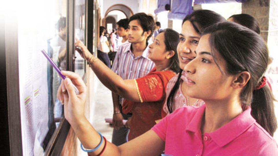 BSEB OFSS Admission 2021: Bihar Board releases Class 11 college and seat details (HT file) BSEB OFSS Admission 2021: Bihar Board releases Class 11 college and seat details (HT file)