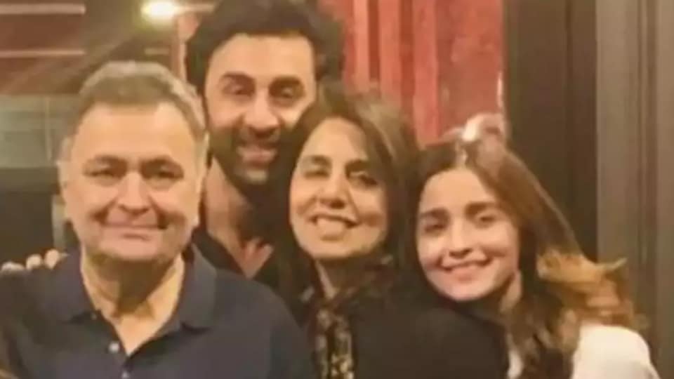 Alia Bhatt mourns Rishi Kapoor’s death in emotional note, says ‘he is like family’. See pics