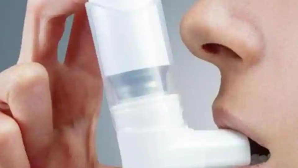 An asthma attack can cause the airways in the lungs become inflamed which can make it difficult to move air in and out. (Shutterstock)