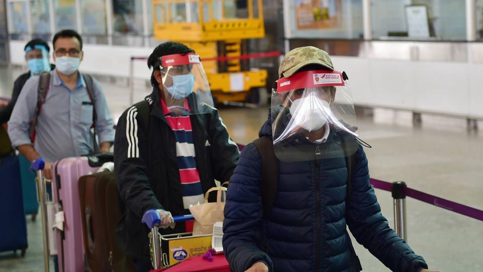 To prepare the nation for the next wave, it is crucial to address the gaps in the health care infrastructure.(PTI Photo) To prepare the nation for the next wave, it is crucial to address the gaps in the health care infrastructure.(PTI Photo)