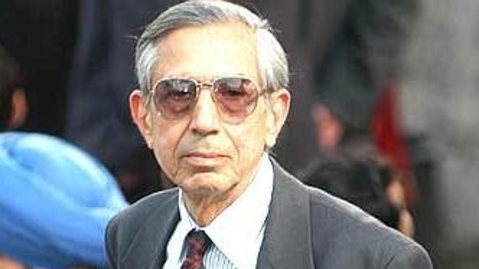 Will miss you Sir : Delhi Police bids adieu to its former chief Marwah