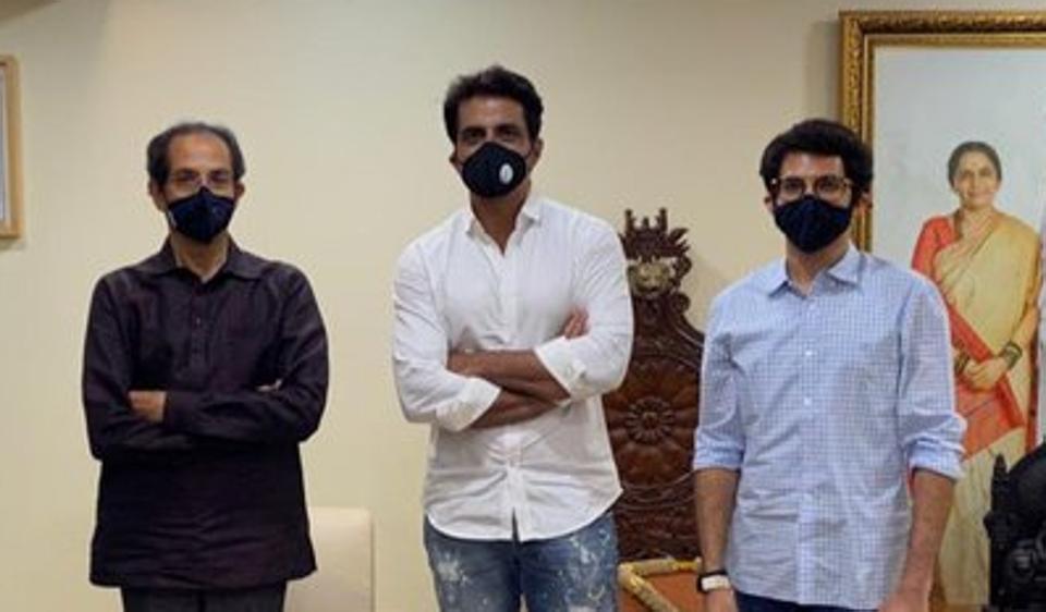 Sonu Sood meets Maharashtra CM Uddhav Thackeray, thanks him for ‘support offered to help my migrant brothers’