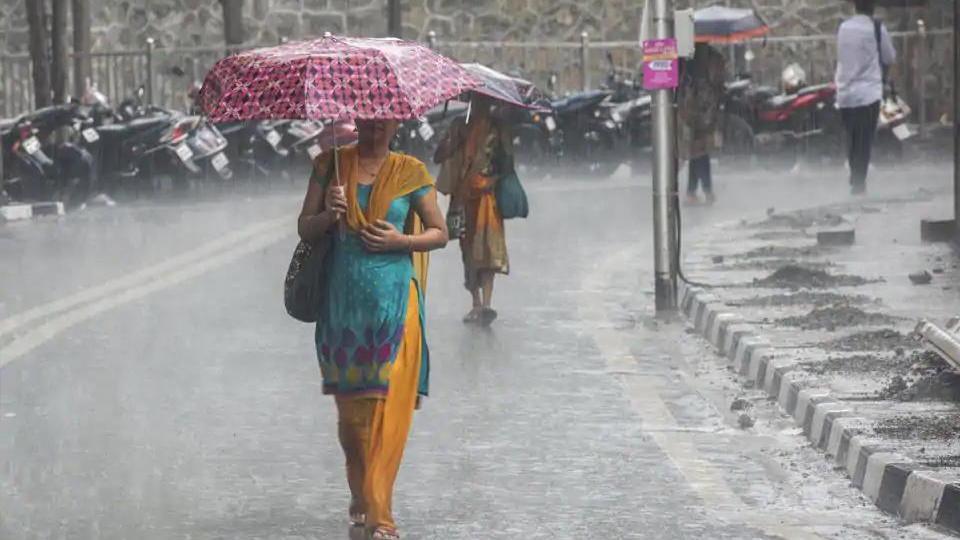 Monsoon Arrives In Maharashtra, Coastal Areas Receive Showers 