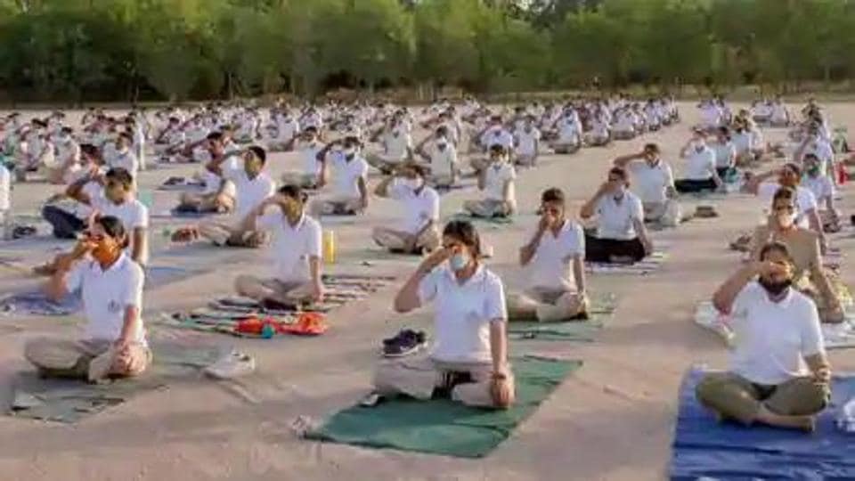 fitness-enthusiasts-across-ludhiana-celebrate-international-yoga-day