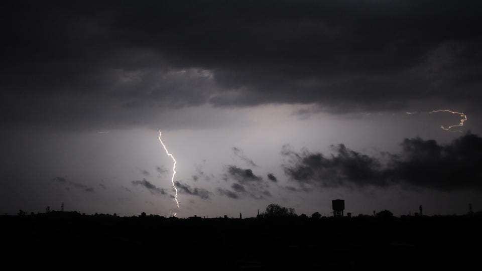 Severe lightning strikes likely in Jharkhand on July 4, 5 State govt