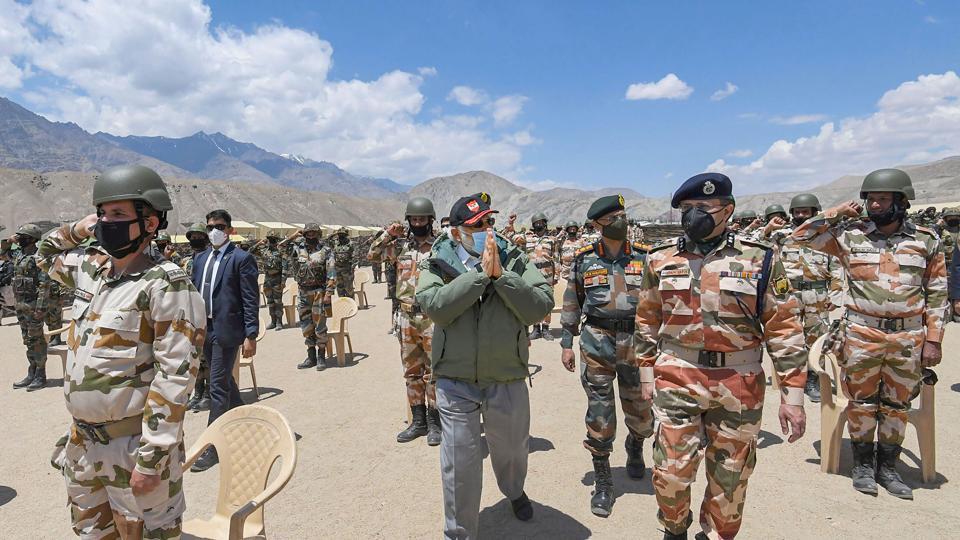 On Leh visit, PM Modi’s 15-minute conversation with 14 Corps commander ...