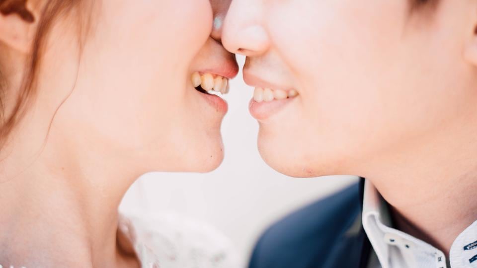 7 Reasons Why Kissing Is Good For Health And Why We Should Kiss More Often Hindustan Times