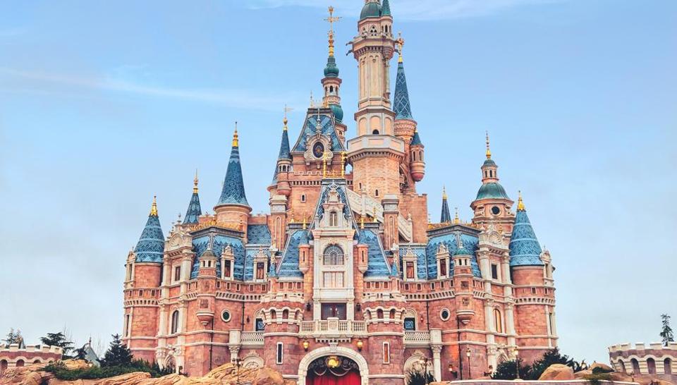 Covid19 Disneyland issues safety guidelines as it prepares to reopen on July 11 Travel