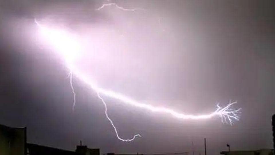 Jammu: Three killed due to lightning | Latest News India - Hindustan Times