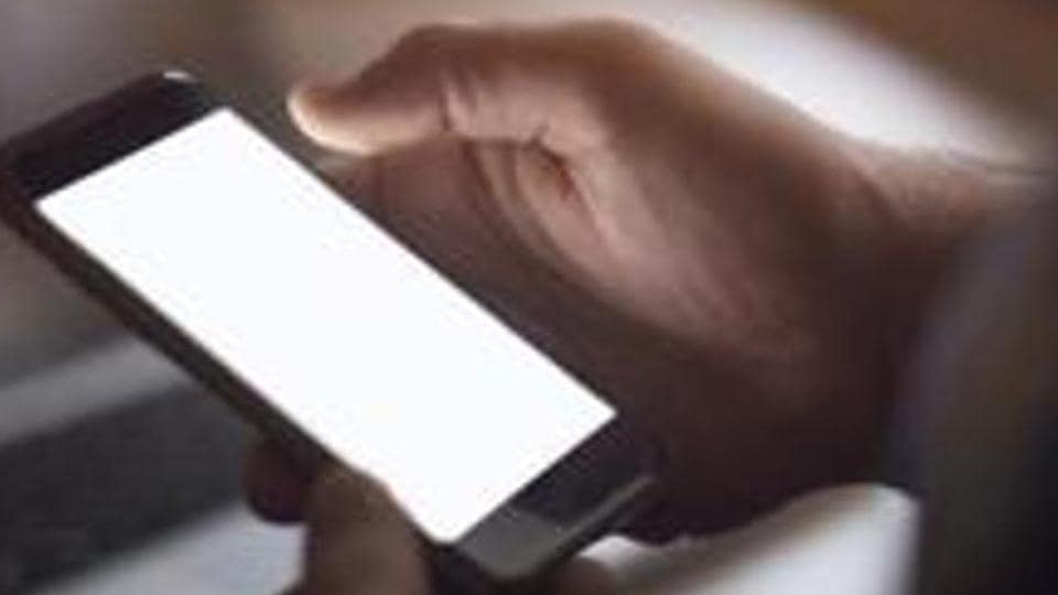 Odisha Girl Escapes With Minor Injury As Mobile Phone Explodes During Online Class Latest News India Hindustan Times