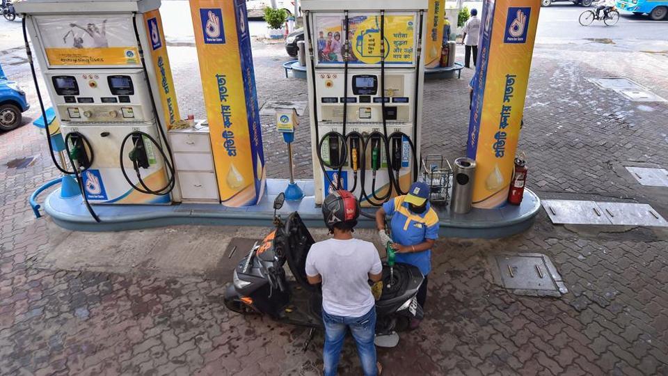 Kerala govt to set up petrol pumps at jail premises, prisoners to be