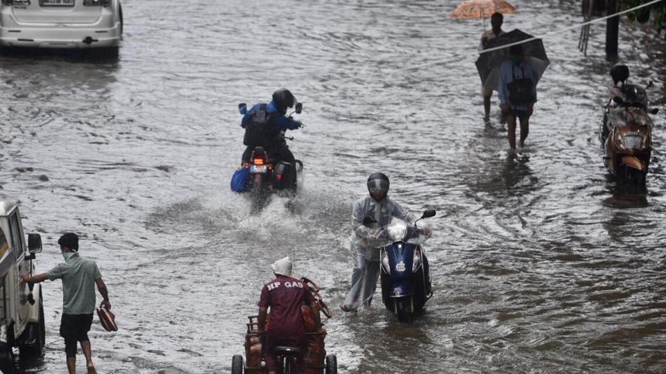 What is causing heavy rainfall in Mumbai? Weather department explains ...