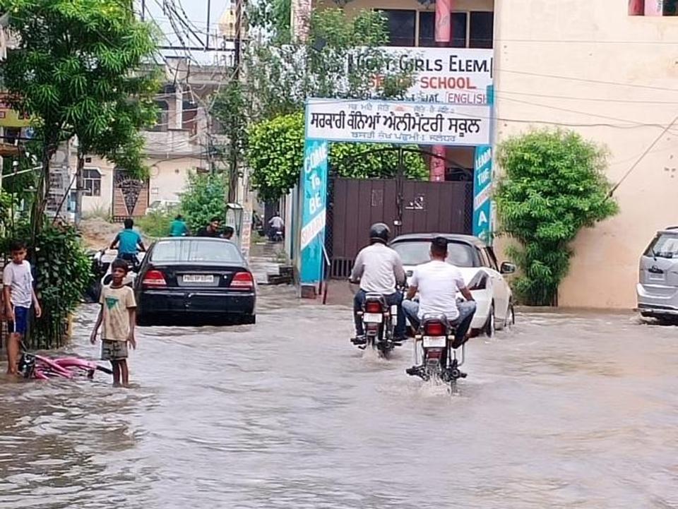 Heavy rain leaves Punjab’s Jalandhar in deep waters