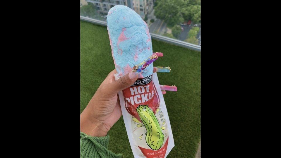 Cotton candy covered pickle divides netizens who cannot decide if they