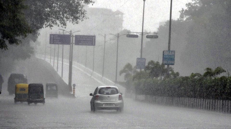 Waterlogging Reported In Parts Of Surat Post Heavy Rainfall Latest News India Hindustan Times 7596