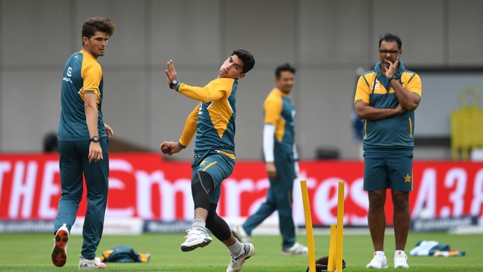 Pakistan Great Waqar Younis Asks Icc To Standardise One Brand Of Ball For Test Cricket Hindustan Times The game's apex body proceeded to rank the yesteryear greats in a retrospective manner and juxtaposed the top performers with the best of each subsequent era. pakistan great waqar younis asks icc to