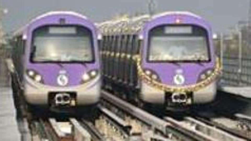 Bengal government floats e-pass idea for Kolkata Metro to tackle rush