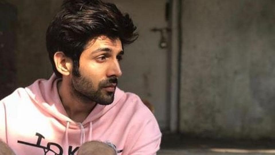 Kartik Aaryan reveals how he is waiting for vaccine to combat Covid-19, has internet in splits