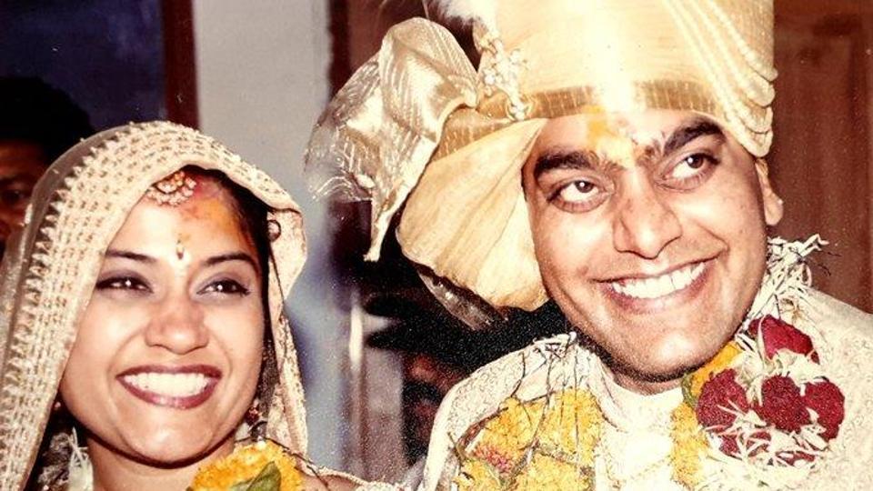 When Ashutosh Rana Recited A Poem To Confess His Love For Renuka ...