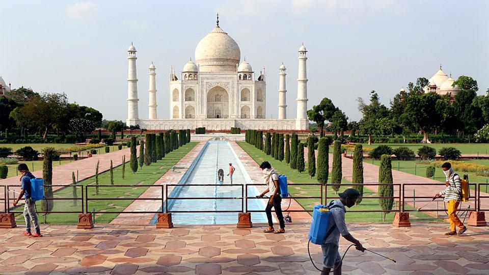 taj mahal closed on holi