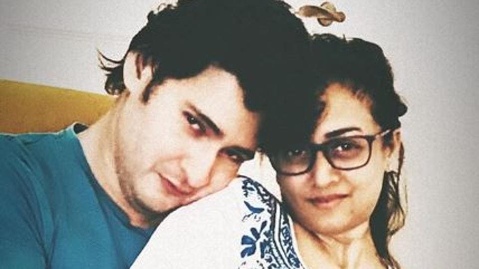 960px x 540px - Namrata Shirodkar's romantic picture with husband Mahesh Babu goes viral -  Hindustan Times