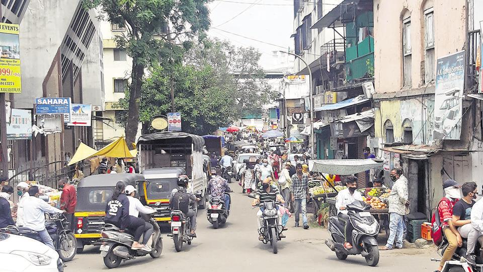 Residents want Khadda Market in Pune to be relocated; traders cry foul