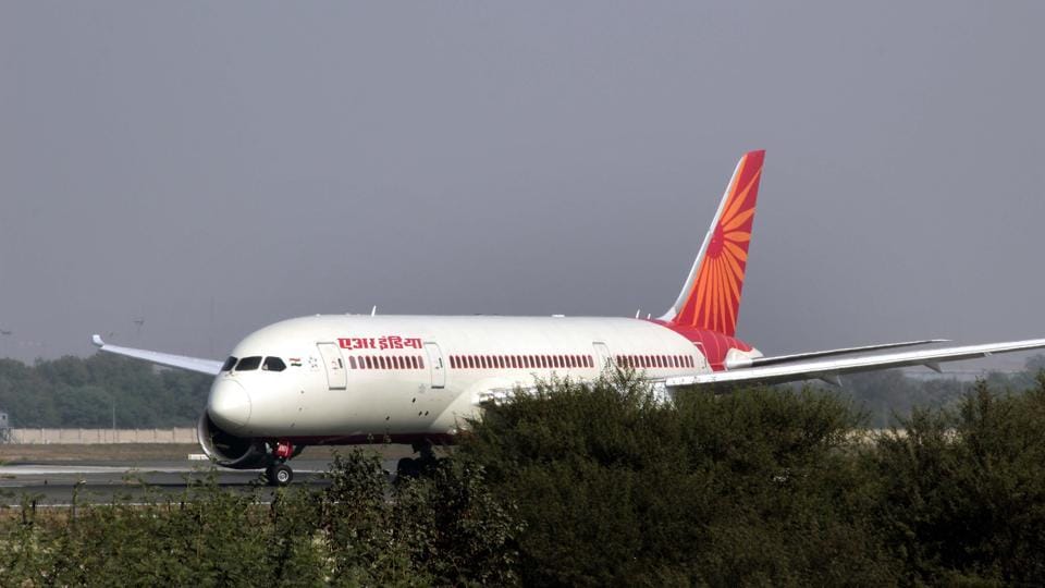 Air India May Soon Start Scenic Joy Flights To Bank On Wanderlust Latest News India Hindustan Times Buy tickets online from airlines and agencies connected to yandex.flights. air india may soon start scenic joy