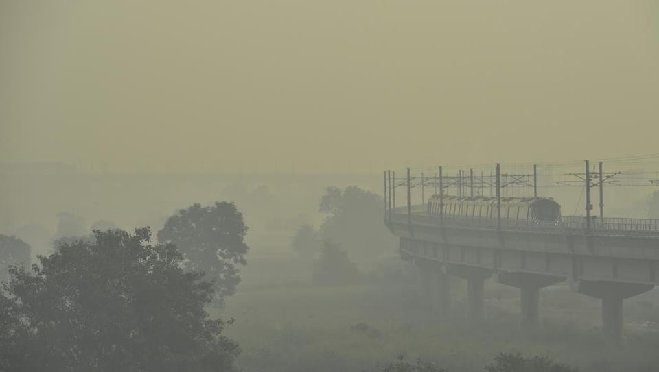 Delhi’s rising air pollution may have an invisible Covid link | Latest ...