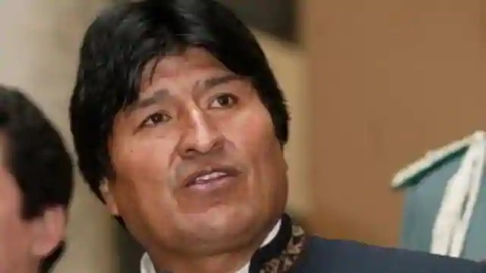 Bolivian judge annuls Evo Moraless arrest warrant  BBC News