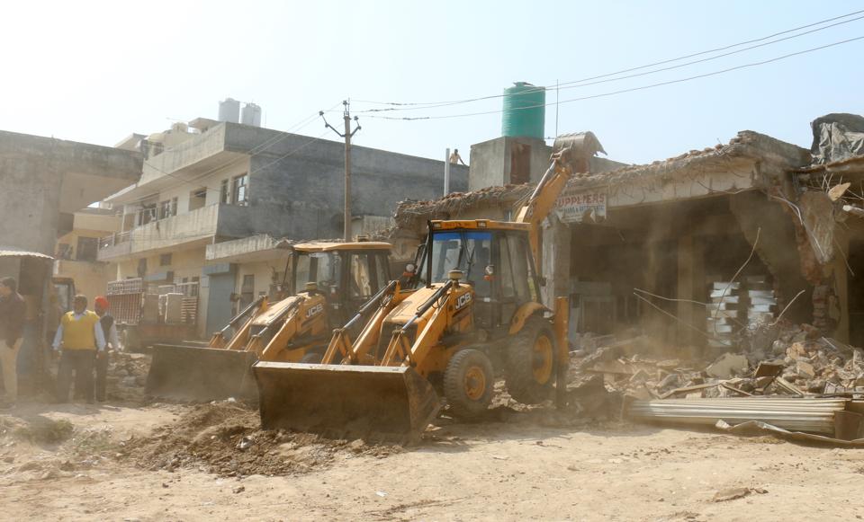 Chandigarh Housing Board to demolish 200 shelters in Sector 56