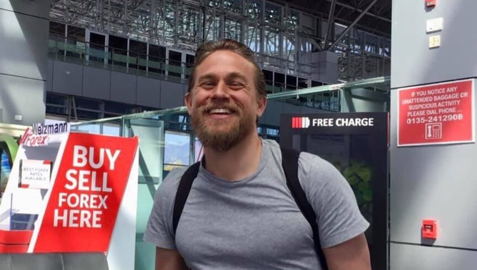 Charlie Hunnam Says He Had Covid 19 Earlier This Year I Just Lost My Sense Of Taste And Smell Hollywood Hindustan Times