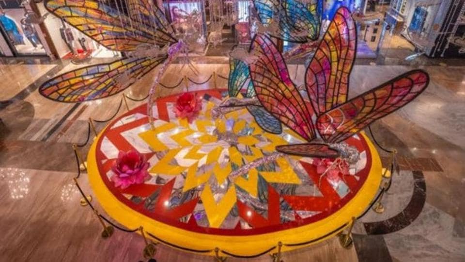 The Flight Of Hope Special Festive Decor At High Street Phoenix And Palladium Hindustan Times