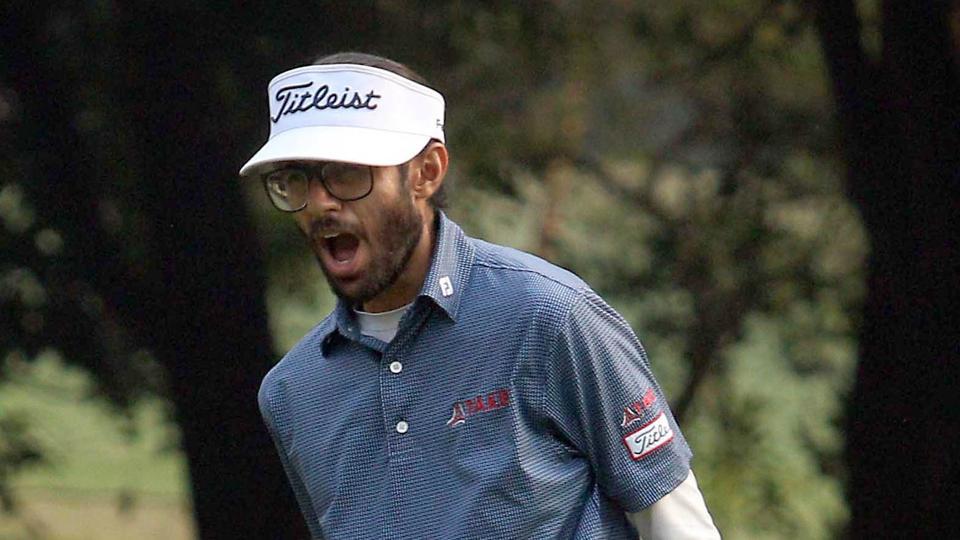 Finally, the four-year waits end, Kochhar pockets maiden pro-title