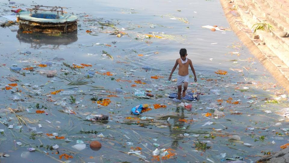 Sector-42 lake in Chandigarh cleaned, sanitised after Chhath Puja ...