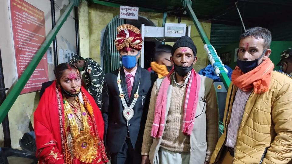 With borders sealed, Uttarakhand man waits 8 months to marry Nepalese woman