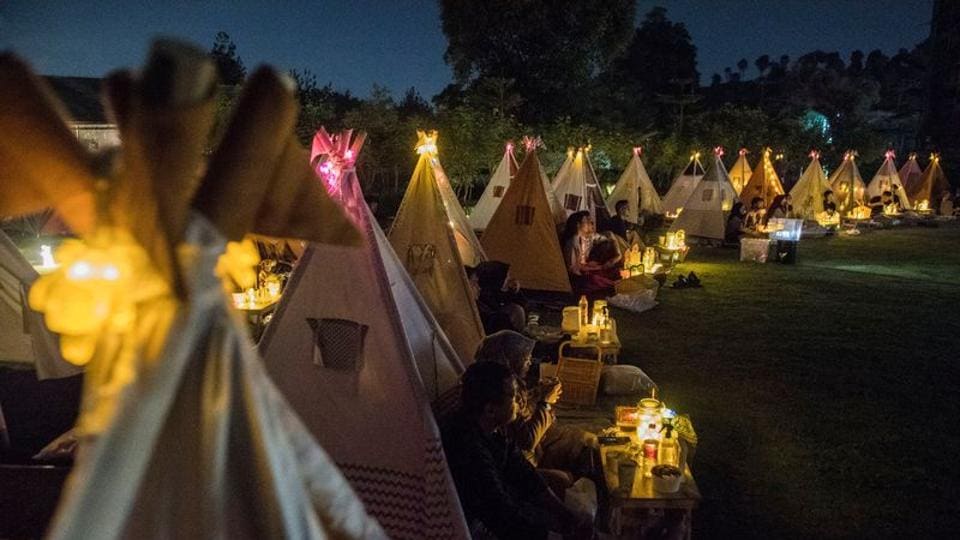 cinema-under-the-stars-camp-style-movie-space-offers-indonesians