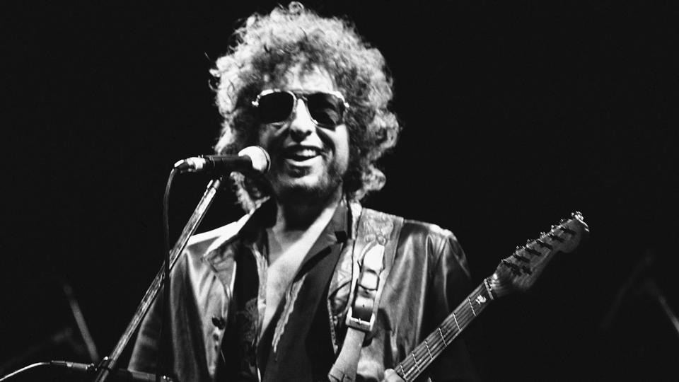 A 60 Year Rock N Roll Odyssey Copyright Of Bob Dylan S Priceless Songs Sold Hindustan Times