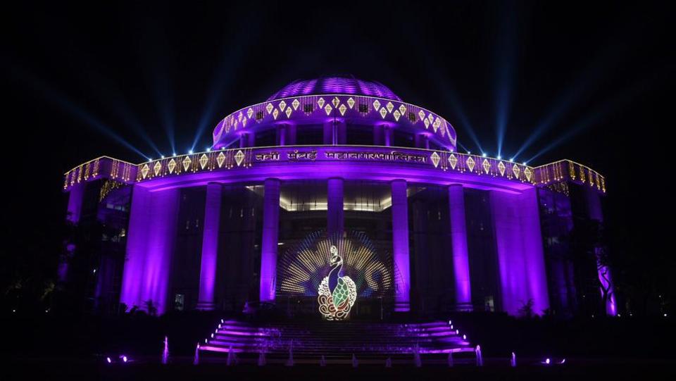 Nmmc Issues Show Cause Notice To Vashi Hospital Authorities Say Did No Wrong Hindustan Times This hospital became operational on june 1st 2020 and will provide complete covid treatment for divyang & special needs. nmmc issues show cause notice to vashi