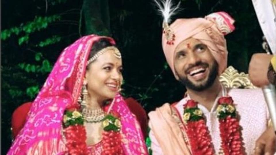 Inside Punit J Pathak Nidhi Singh S Wedding Bharti Singh Dances With The Couple Hindustan Times He is fond of dogs and keeps uploading his pictures with dogs on his. inside punit j pathak nidhi singh s