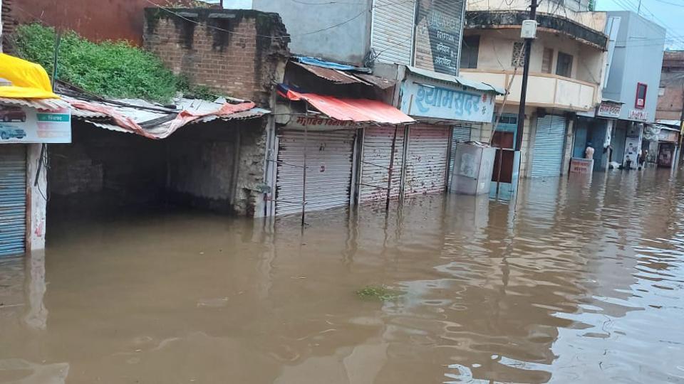 Maharashtra government seeks ₹3,700 crore for flood-hit farmers ...