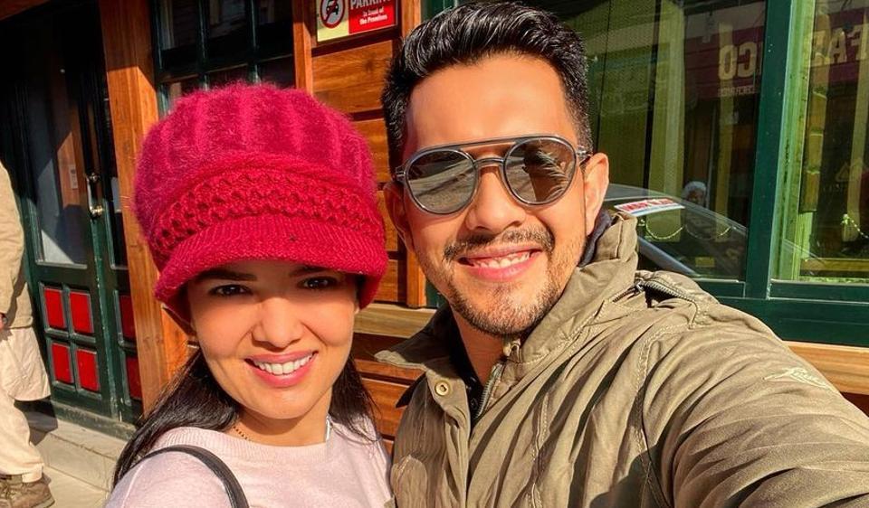 Aditya Narayan shares video with wife Shweta Agarwal from Kashmir honeymoon, see his mother’s reaction