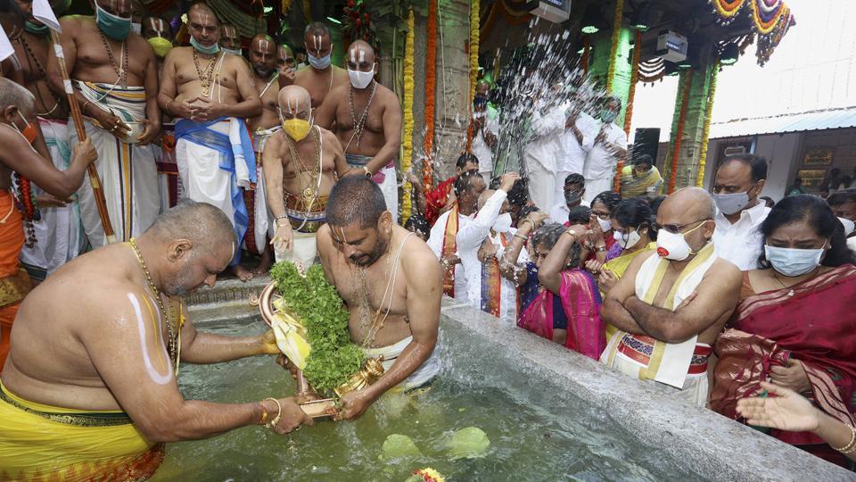 Vaikunta Ekadasi Festival At Tirumala Begins Today Amid Covid 19 Restrictions All You Need To Know Hindustan Times