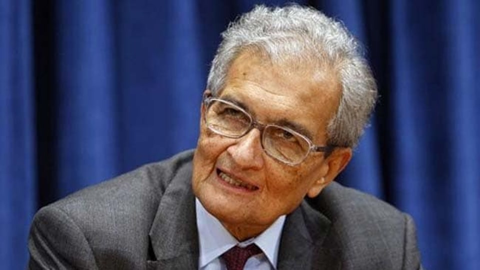 Nobel laureate Amartya Sen currently is only experiencing mild cough and sneeze, a health department official said. (Image via Twitter)