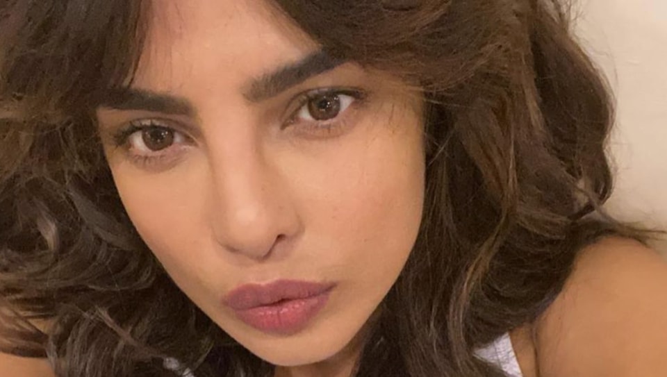 Priyanka Chopra Shares Pouty Selfie On Last Monday Of Asks Fans If They Are Excited For