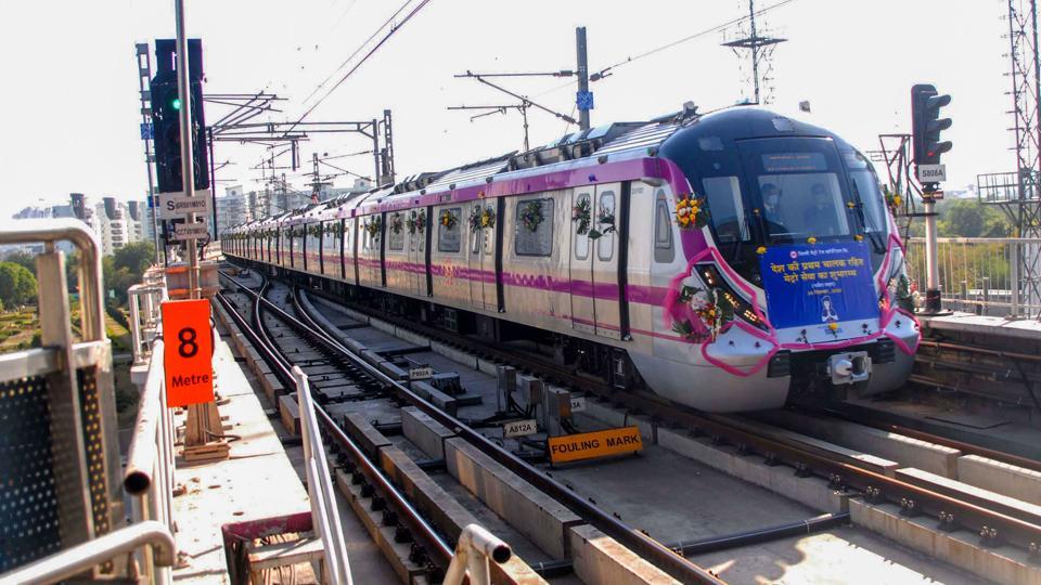 Driverless trains take Metro commuters by surprise | Latest News Delhi