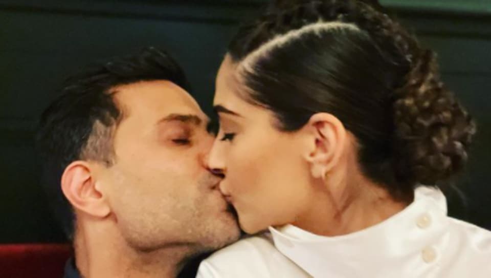 Sonam Kapoor Seals 2021 S Fate With A Kiss To Anand Ahuja I M Only Looking Forward To Having The Best Time Of Our Life Hindustan Times When is international kissing day? kiss to anand ahuja